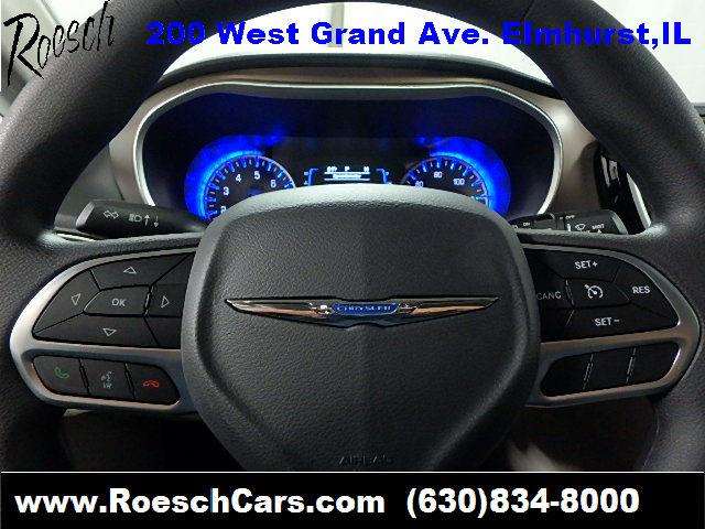 2017 Chrysler Pacifica Touring 4dr Mini-Van